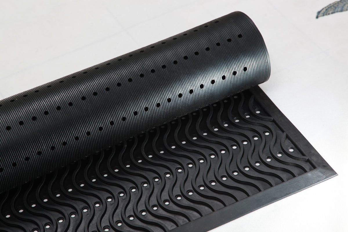Industrial Wave Mat 90 x 150 cm x 12mm Thickness Ramp Edge
